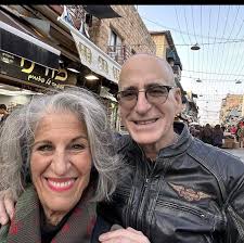 Encouragement & Support for Lois Isbell Dougherty