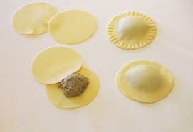 Ravioles A La Farce Fine De Poulet Champignons Et Estragon Diet Amp Delices Recettes Dietetiques Farce Pour Ravioli Recette Farce Recette
