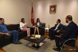 I was a clerk for almost 30 years, so i'm a little biased. Pazin The Government Is Ready To Contribute To A Better Position Of Journalists In Montenegro En Safejournalists Ba Safejournalists Hr Safejournalists Ks Safejournalists Mk Safejournalists Me Safejournalists Rs Safejournalists