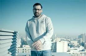 Yooli abgestochen 4 yooli verhaftet und verurteilt 5 quellangaben w. Sido Feat Rio Reiser Geboren Um Frei Zu Sein Videopremiere Promicabana