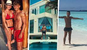 Er ist 25 jahre alt und seine staatsbürgerschaft ist spanien. Benzema Wie Er Leibt Und Lebt Real Total