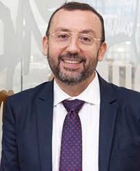 El drama del trabajo directivo tiene solución, pero difícil :: Manuel Casals  ::