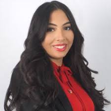 Star Rating and Reviews for Shelby Escobar