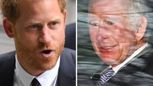 Iris Jarvis's Instagram, Twitter & Facebook