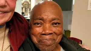 Milton Nascimento surge ao lado de cantor famoso e arranca elogios