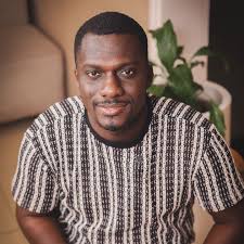 Media personality arrives at her all white birthday celebration