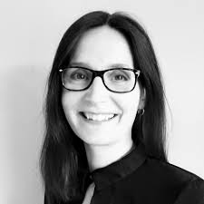 Natalie Lincoln's Instagram, Twitter & Facebook