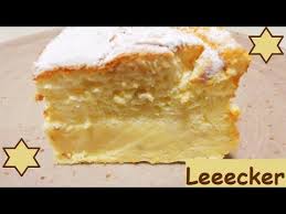 Dieses beerenkuchenrezept wird ihre ganze familie begeistern. Cremiger Vanille Joghurtkuchen Der Zergeht Formlich Auf Der Zunge Creamy Vanilla Yogurt Cake Youtube