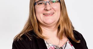 Sally Burford's Instagram, Twitter & Facebook