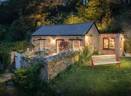 Luxury Self Catering Coastal Cottages In The Uk And Ireland Luxury Cottage Stone Cottages Country Cottage Decor