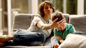 बदलते मौसम में ऐसे रखें बच्‍चे की सेहत का ख्‍याल, जानें क्‍या करें और क्‍या  नहीं | precautions for kid health from changing weather in hindi |  OnlyMyHealth