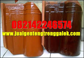 Genteng ratt a merupakan merk dari genteng keramik berglazur dengan bentuk rata / flat. Produsen Genteng Nglayur Asli Trenggalek 082142246574 Jual Genteng Glazur Trenggalek Harga Murah