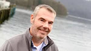 Dad, 52, who rang 999 for ambulance dies at home hours later after it was  cancelled