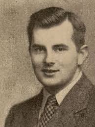 Lee Darden's Instagram, Twitter & Facebook