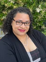 Andrea Metheney's Instagram, Twitter & Facebook