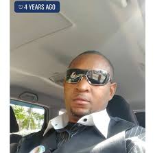 Here's a photo of Jetmir Niziri and Henry Drummet together. As Henry said,  “Jetmir, now you have family in The Bahamas.”