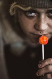 Skid Row and Beyond: Suzanne Stein Has Never Shied Away from Painful Photos