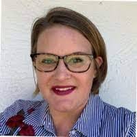 Julia Fagg's Instagram, Twitter & Facebook