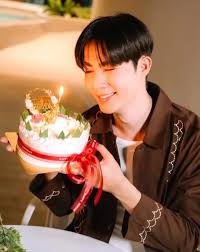 Happy Birthday Wishes for Zee Pruk