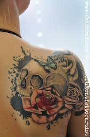 It is a gorgeous tattoo that is. Missteriousfrommars Grunge Skull Butterfly Rose Tattoos Von Tattoo Bewertung De