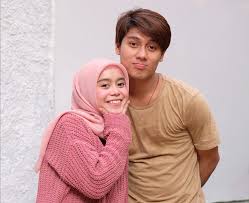 Download lagu nissa sabyan menikah (3.22mb) dan streaming kumpulan lagu nissa sabyan menikah (4.53mb) download lagu nissa sabyan menikah mp3 dapat kamu download secara gratis di lagu.untuk melihat detail lagu nissa sabyan menikah klik salah satu judul yang cocok,kemudian. Rizky Billar Dan Lesti Kejora Digosipkan Menikah Akhir 2020