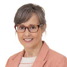 Alumni Feature Nancy Damron