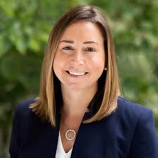 Amy Fiedler's Instagram, Twitter & Facebook