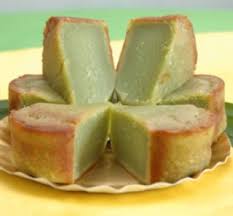 Kue bolu kemojo adalah makan yang mirip dengan ✓ apem yang teksturnya lembut. Idulfitri Dan Libur Panjang Bolu Kemojo Laris Manis Di Pekanbaru Cakaplah Berpikir Berbuat Bercakap