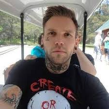 Daniel Brummitt's Instagram, Twitter & Facebook