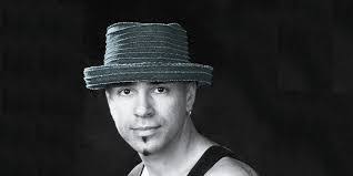 Darin Diamond's Instagram, Twitter & Facebook