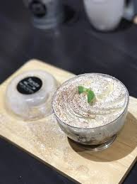 Original Herrencreme Selber Machen 2 Rezepte Einfach Und Mit Aufgeschlagenem Eiweiss Geschmacksbefreier De