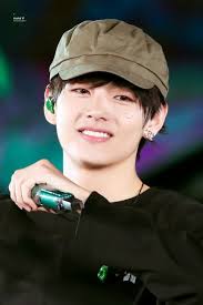 See more ideas about bts v, bts, taehyung. Arab Army Trends Smile Taehyung Ksa To Honour Bts V S Smiley Face Allkpop