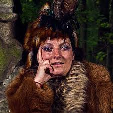 Sarah Mooney's Instagram, Twitter & Facebook