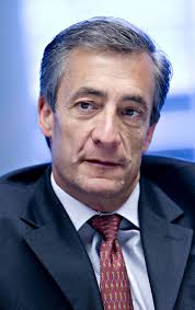 Executive pay still rising despite energy's downturn