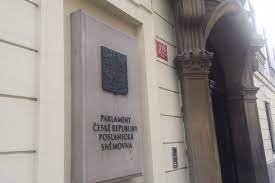Struktura kandidátů podle pohlaví a věku v krajích. Protikorupcni Legislativa By Nyni Mela Mit V Poslanecke Snemovne Prioritu Legislativa Advokatni Denik