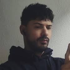 Dua Lipa stuns for her Visa photo: “You know an airport hates to see me  coming.”