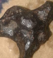 النيازك المغربية تهبط في المتاحف العالمية اندبندنت عربية