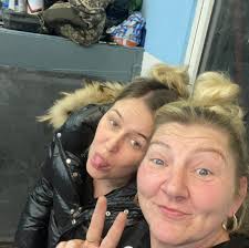 Is the flash power mop any good? Or is there another one which is better?  Any universal products to use or is it best to stick to the particular  brand?