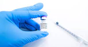 Comirnaty remains available to 12 to 15 year old folks under the eua but there's no reason to believe that full approval for that age group won't eventually come. Sars Cov 2 Impfstoffwirkung Von Comirnaty Lasst Nach Der 2 Dosis