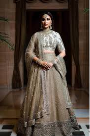 Pair it with a heavy dupatta and embroidered lehenga to look your best. Indian Bridesmaid Dresses Celebrity Wedding Dress Inspirations K4 Fashion