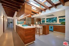 These structures were built by highly skilled and trained guild carpenters. 23 Mid Century Modern Kitchen Ideas Photos Home Stratosphere