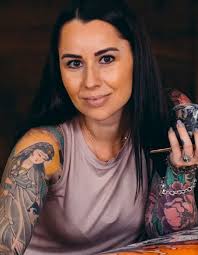 Brianne Solomon, Black Diamond Tattoo