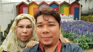 Siapa yang tidak kenal dengan datuk seri vida, seorang ahli perniagaan selebriti selain dari lavida coin, datuk vida juga mengenalkan lavidapay iaitu satu 'payment gateway' yang mempunyai sistem blockchain peringkat pertama ianya dijual ketika pra pelancaran dan selalunya ianya lebih murah. Isu Cerai Viral Bior Le No Comment Suami Vida Isu Pengolakan Rumah Tangga Dato Seri Dr Hasmiza Othman Atau Lebih Dikena Sejarah Produk Kecantikan Orang