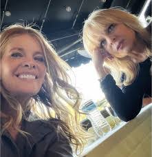 Denise Denney's Instagram, Twitter & Facebook