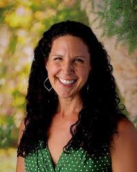 Silvia Jaimes's Instagram, Twitter & Facebook