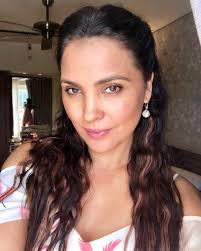 Her zodiac sign is aries. Lara Dutta Fashion Ld Fashion Twitter