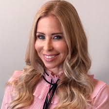 Annette Flick's Instagram, Twitter & Facebook