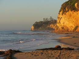 Sunday Morning Sunrise In Paradise Cove By Hereinmalibu Via Flickr Malibu Paradisecove Sunrise Beautiful Sunrise Malibu Beaches Malibu