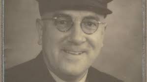 Cassette saved from wheelie bin contains vivid memories of WWI digger Eric  Ashby