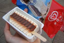 Wall's viennetta has been a family favourite for any festive period. Summer Is Saved Viennetta On A Stick Is Coming To Australia News Articles Delicious Com Au